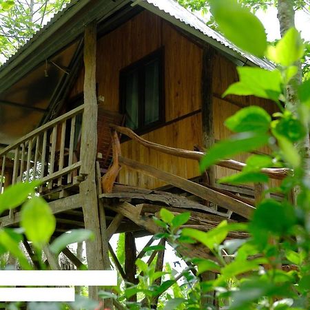 Sunny Field Eco Stilt House Villa Cát Tiên Eksteriør billede
