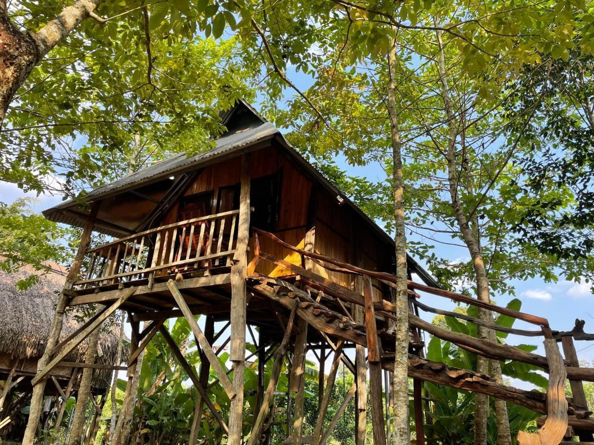 Sunny Field Eco Stilt House Villa Cát Tiên Eksteriør billede