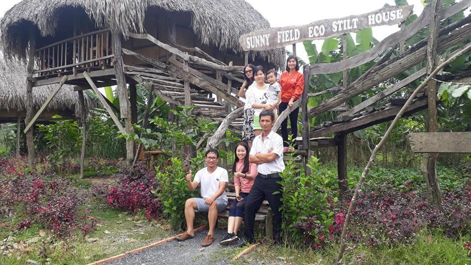 Sunny Field Eco Stilt House Villa Cát Tiên Eksteriør billede