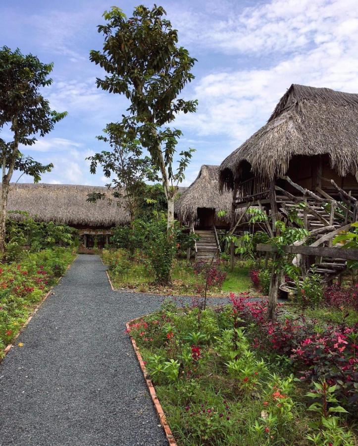 Sunny Field Eco Stilt House Villa Cát Tiên Eksteriør billede